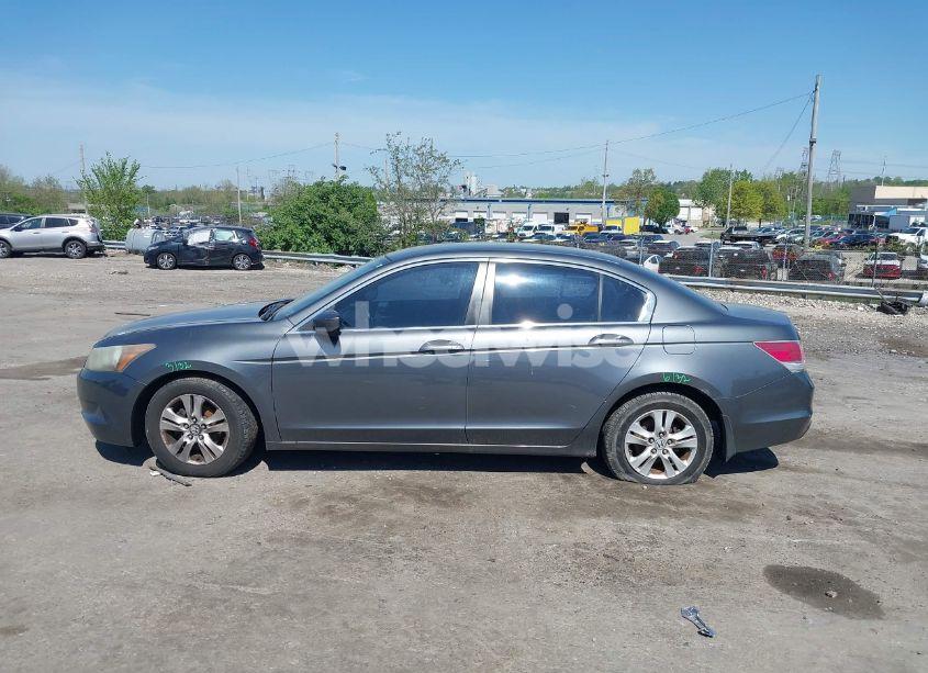 Photo 14 of 2008 Honda Accord 2.4 LX-P (VIN 1HGCP26488A093288)