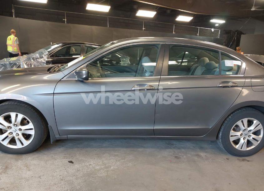 Photo 14 of 2008 Honda Accord 2.4 LX-P (VIN 1HGCP26488A144692)