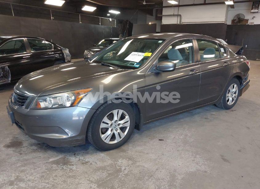 Photo 2 of 2008 Honda Accord 2.4 LX-P (VIN 1HGCP26488A144692)