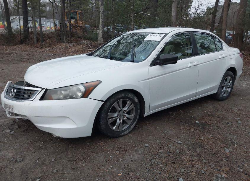 Photo 2 of 2009 Honda Accord 2.4 LX-P (VIN 1HGCP26489A158545)
