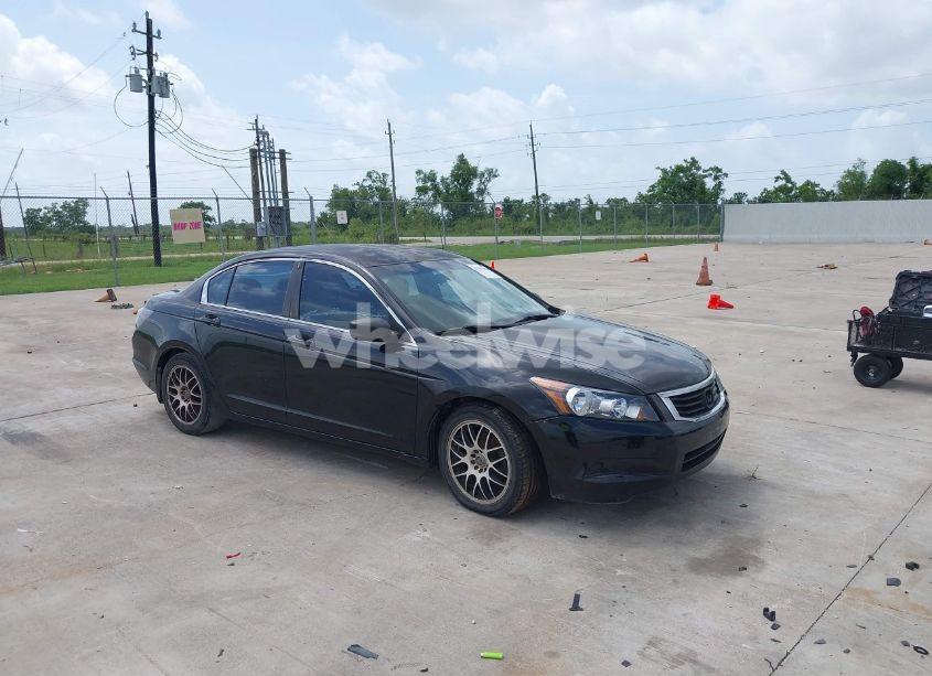 2009 Honda Accord 2.4 LX-P (VIN 1HGCP26489A184272) main photo