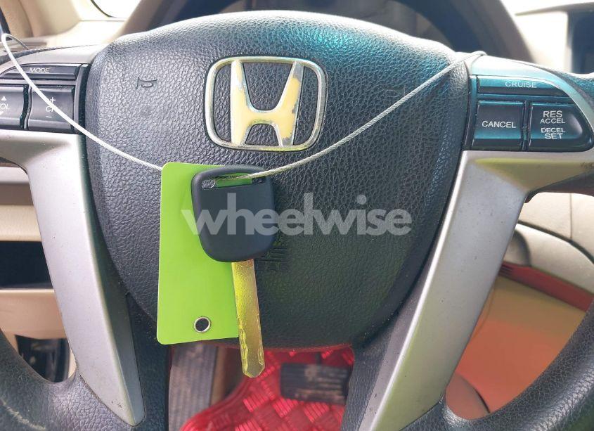 Photo 11 of 2009 Honda Accord 2.4 LX-P (VIN 1HGCP26489A184272)