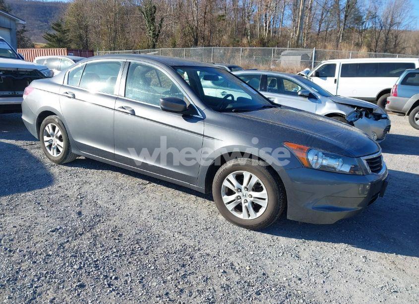 2008 Honda Accord 2.4 LX-P (VIN 1HGCP26498A137685) main photo