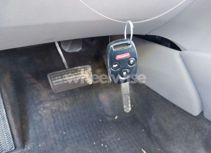 Photo 11 of 2008 Honda Accord 2.4 LX-P (VIN 1HGCP26498A137749)