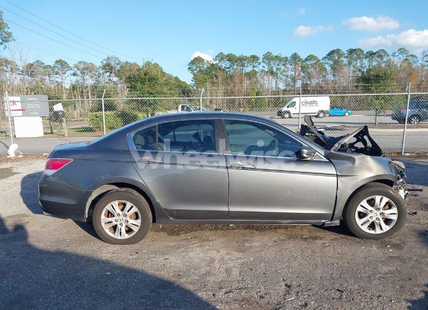 Photo 14 of 2009 Honda Accord 2.4 LX-P (VIN 1HGCP26499A031626)