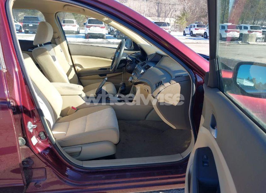 Photo 5 of 2009 Honda Accord 2.4 LX-P (VIN 1HGCP26499A070524)