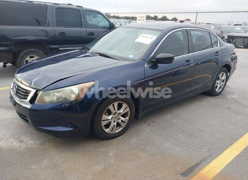 Photo 2 of 2009 Honda Accord 2.4 LX-P (VIN 1HGCP26499A074640)