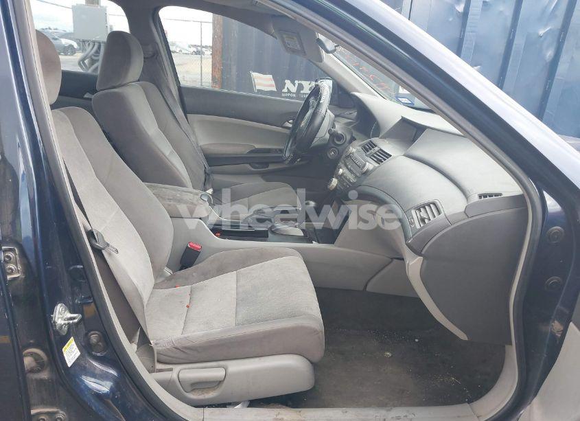 Photo 5 of 2009 Honda Accord 2.4 LX-P (VIN 1HGCP26499A074640)