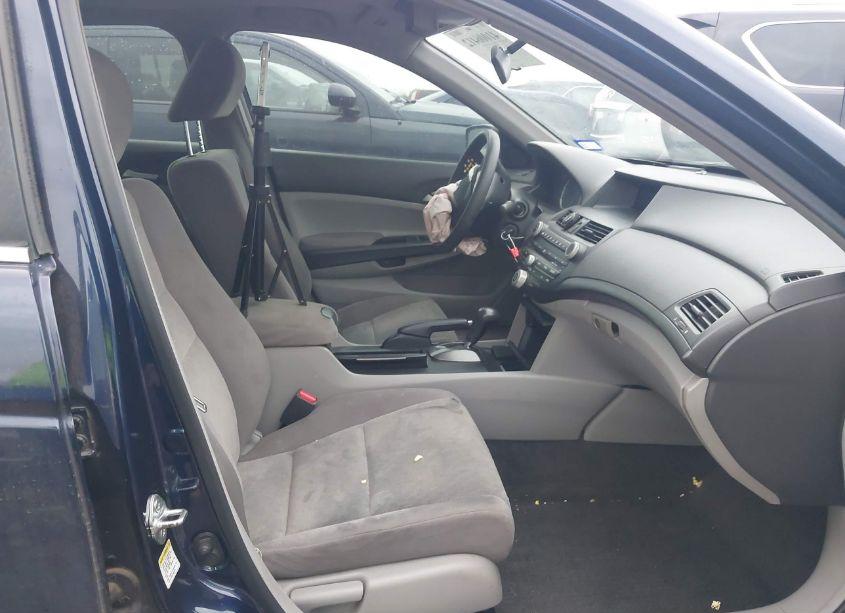 Photo 5 of 2009 Honda Accord 2.4 LX-P (VIN 1HGCP26499A105742)