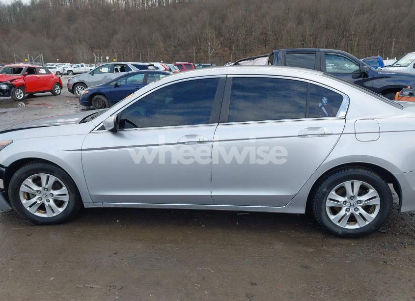 Photo 14 of 2008 Honda Accord 2.4 LX-P (VIN 1HGCP264X8A018317)