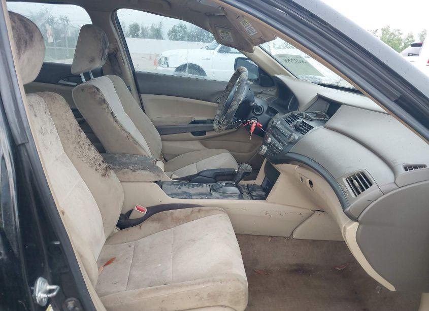 Photo 5 of 2009 Honda Accord 2.4 LX-P (VIN 1HGCP264X9A018321)