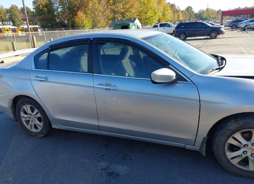 Photo 14 of 2009 Honda Accord 2.4 LX-P (VIN 1HGCP264X9A033692)