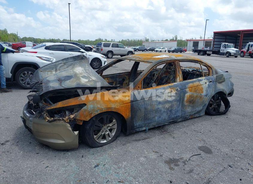 Photo 2 of 2009 Honda Accord 2.4 LX-P (VIN 1HGCP264X9A132237)