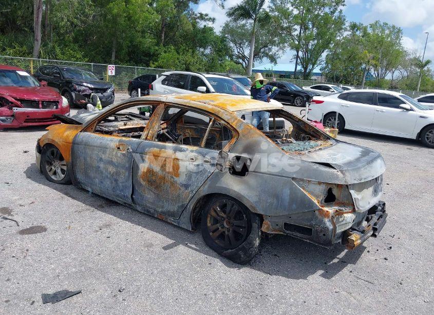 Photo 3 of 2009 Honda Accord 2.4 LX-P (VIN 1HGCP264X9A132237)