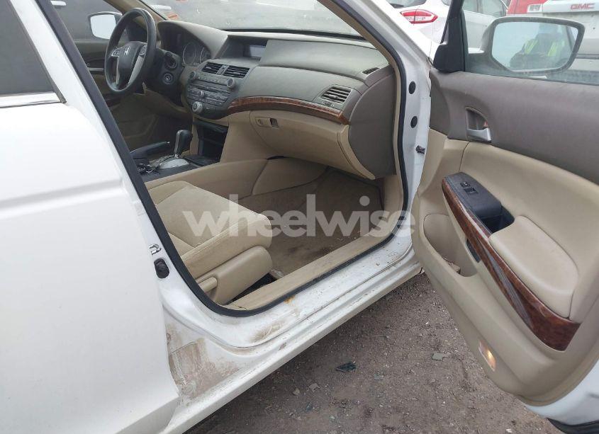 Photo 5 of 2008 Honda Accord 2.4 EX (VIN 1HGCP26708A041759)