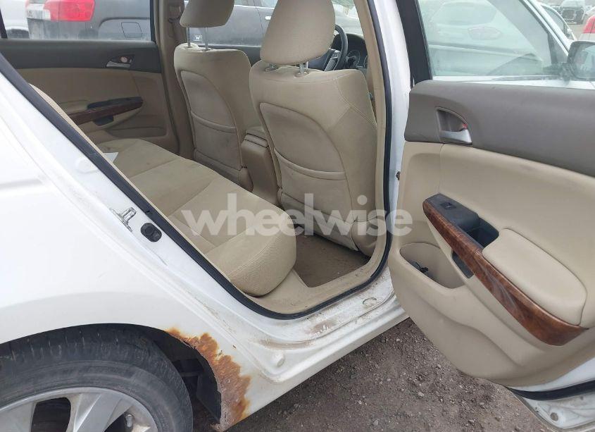 Photo 8 of 2008 Honda Accord 2.4 EX (VIN 1HGCP26708A041759)