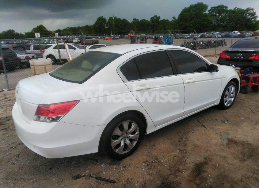 Photo 4 of 2009 Honda Accord 2.4 EX (VIN 1HGCP26709A023909)