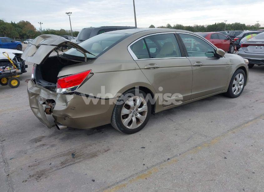 Photo 4 of 2009 Honda Accord SDN (VIN 1HGCP26709A083964)