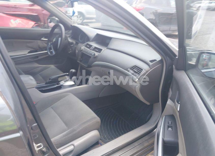 Photo 5 of 2008 Honda Accord 2.4 EX (VIN 1HGCP26718A049949)