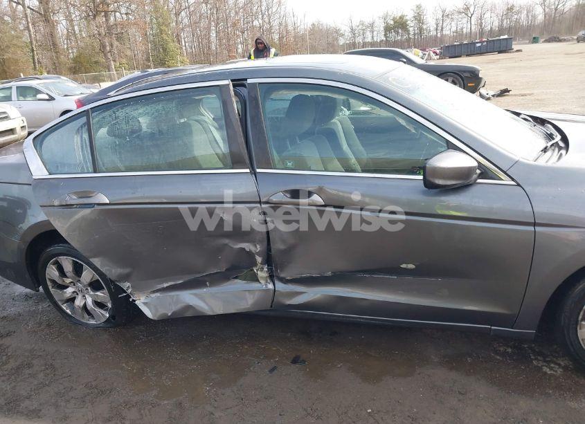 Photo 13 of 2009 Honda Accord 2.4 EX (VIN 1HGCP26719A037303)