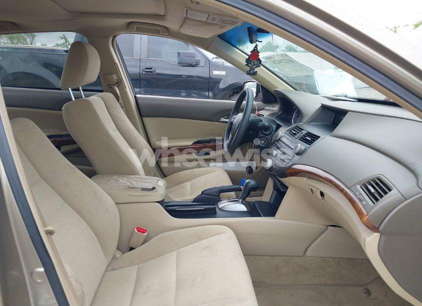 Photo 5 of 2009 Honda Accord 2.4 EX (VIN 1HGCP26719A102795)