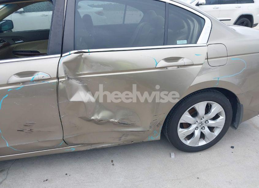 Photo 6 of 2009 Honda Accord 2.4 EX (VIN 1HGCP26719A102795)