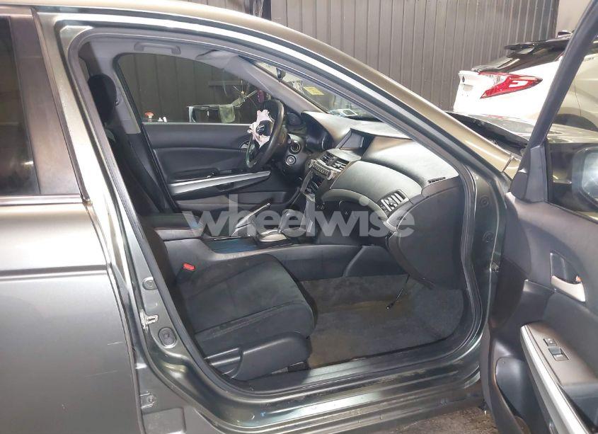 Photo 5 of 2009 Honda Accord 2.4 EX (VIN 1HGCP26719A150295)