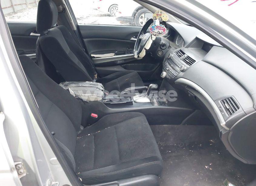 Photo 5 of 2009 Honda Accord 2.4 EX (VIN 1HGCP26719A153780)