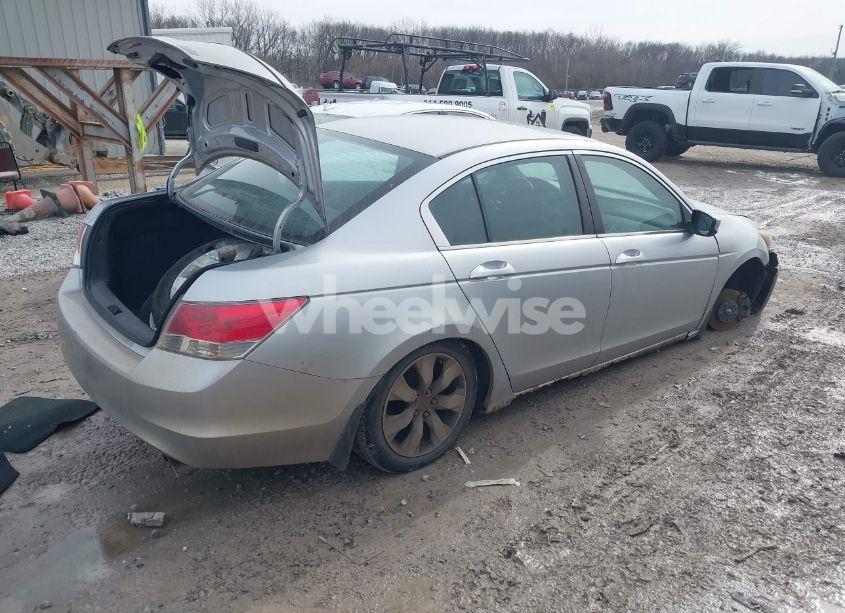 Photo 4 of 2008 Honda Accord 2.4 EX (VIN 1HGCP26728A080028)