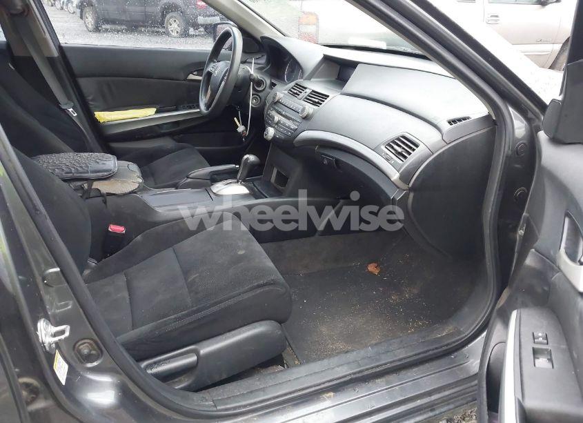 Photo 5 of 2009 Honda Accord 2.4 EX (VIN 1HGCP26729A129858)