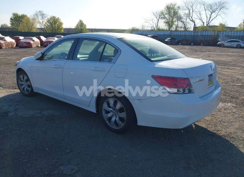 Photo 3 of 2009 Honda Accord 2.4 EX (VIN 1HGCP26739A021880)