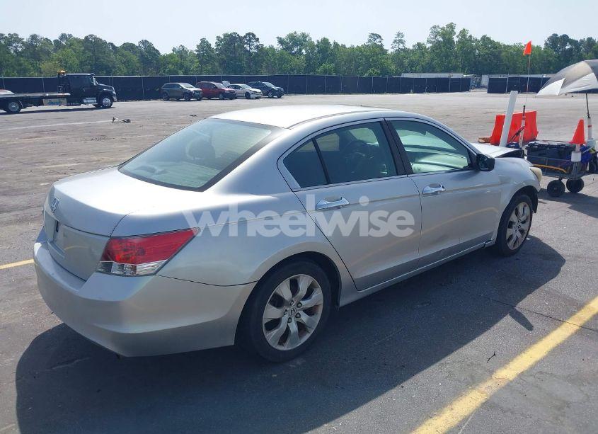 Photo 4 of 2009 Honda Accord 2.4 EX (VIN 1HGCP26739A026481)