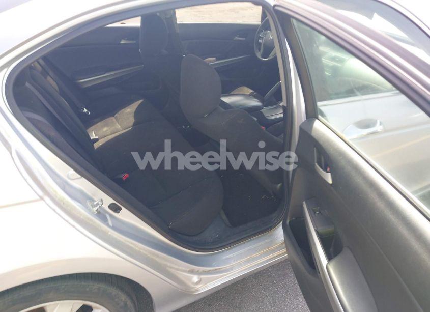 Photo 8 of 2009 Honda Accord 2.4 EX (VIN 1HGCP26739A026481)