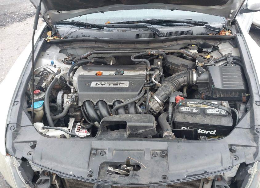 Photo 10 of 2009 Honda Accord 2.4 EX (VIN 1HGCP26739A048349)