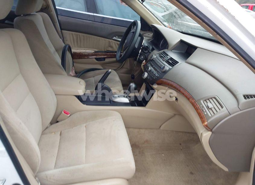 Photo 5 of 2009 Honda Accord 2.4 EX (VIN 1HGCP26739A123938)