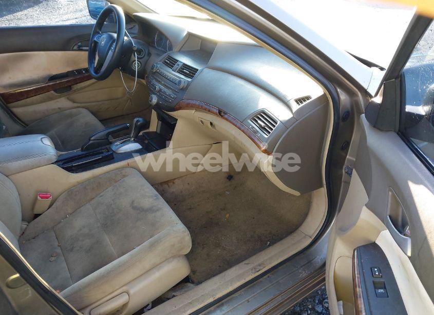 Photo 5 of 2008 Honda Accord 2.4 EX (VIN 1HGCP26758A071873)