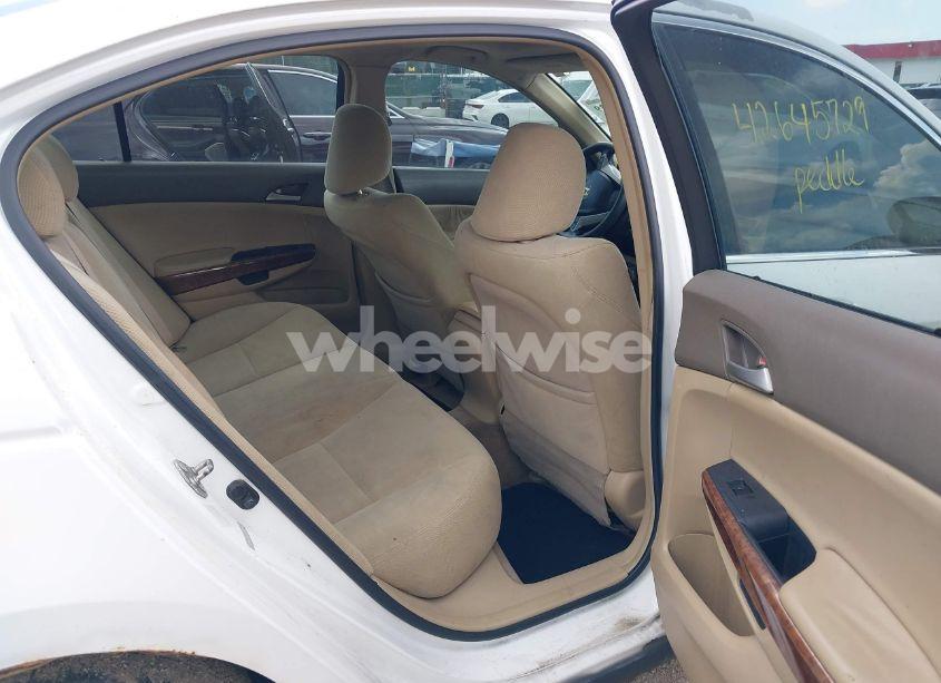 Photo 8 of 2008 Honda Accord 2.4 EX (VIN 1HGCP26758A091783)