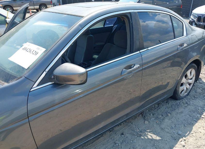 Photo 13 of 2008 Honda Accord 2.4 EX (VIN 1HGCP26758A130212)