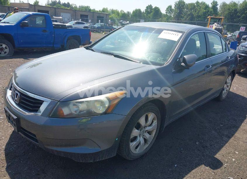 Photo 2 of 2008 Honda Accord 2.4 EX (VIN 1HGCP26758A133014)