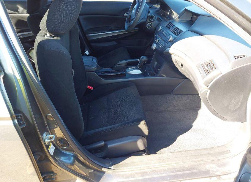 Photo 5 of 2008 Honda Accord 2.4 EX (VIN 1HGCP26768A006112)