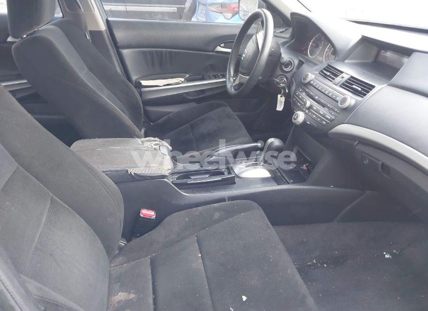 Photo 5 of 2008 Honda Accord 2.4 EX (VIN 1HGCP26768A043032)