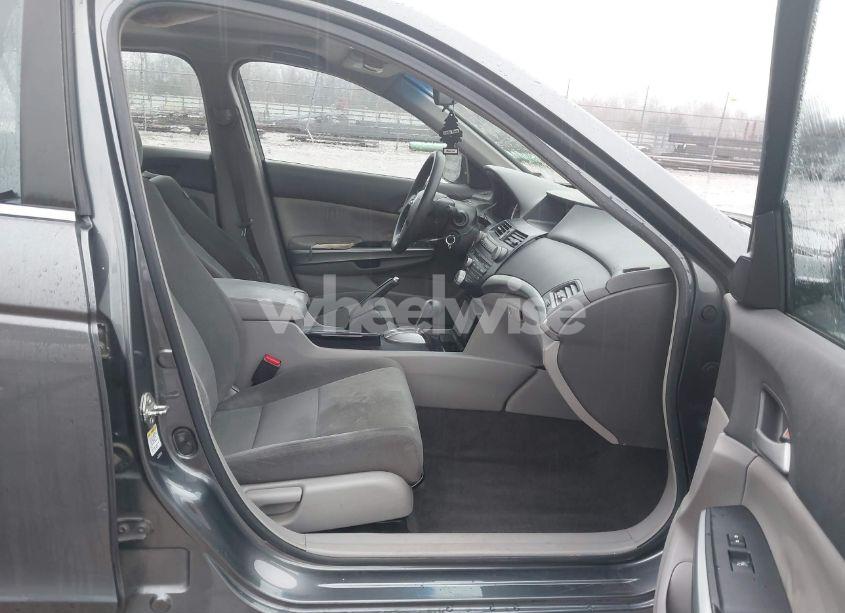 Photo 5 of 2008 Honda Accord 2.4 EX (VIN 1HGCP26768A049896)