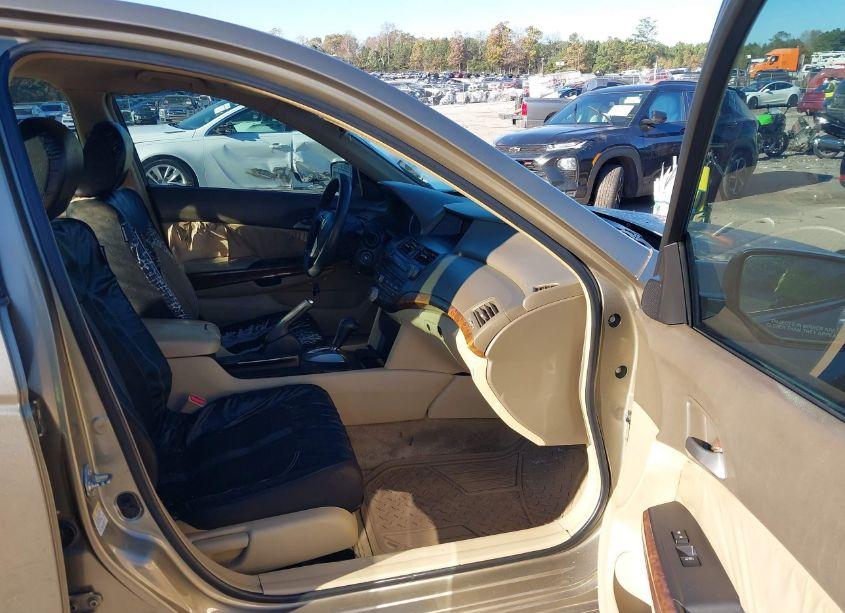 Photo 5 of 2008 Honda Accord 2.4 EX (VIN 1HGCP26768A112706)