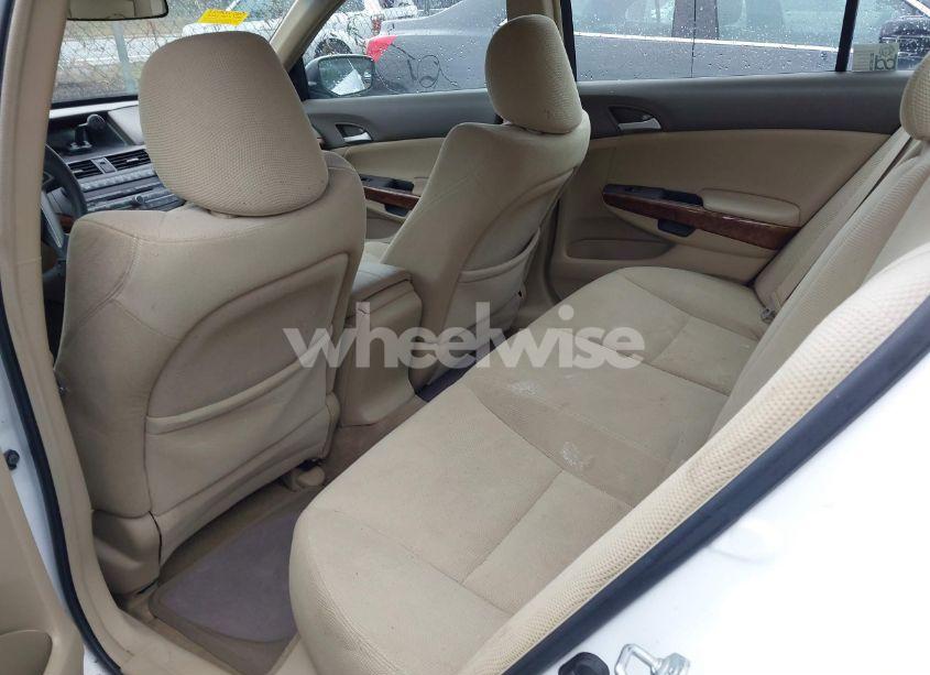 Photo 8 of 2009 Honda Accord 2.4 EX (VIN 1HGCP26769A042674)