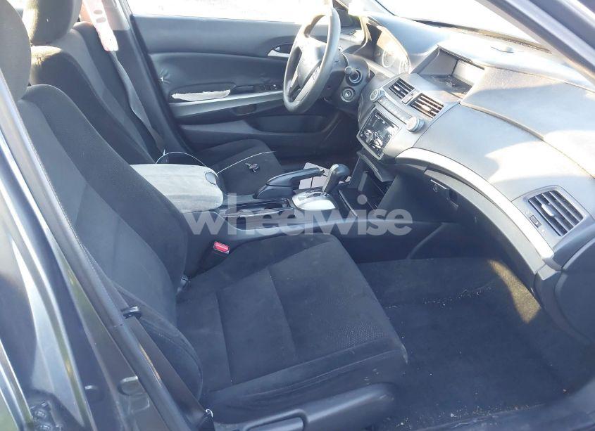 Photo 5 of 2009 Honda Accord 2.4 EX (VIN 1HGCP26769A077795)