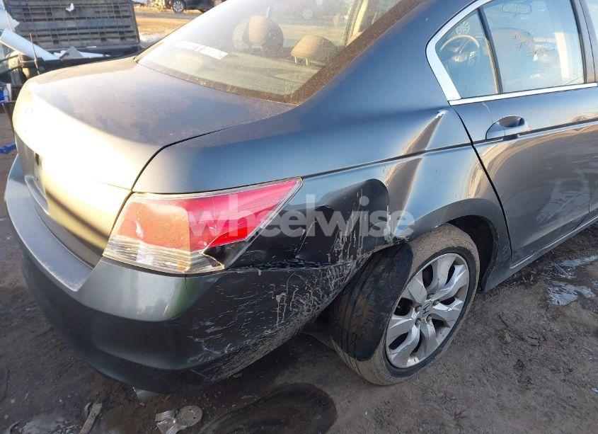 Photo 6 of 2009 Honda Accord 2.4 EX (VIN 1HGCP26769A077795)