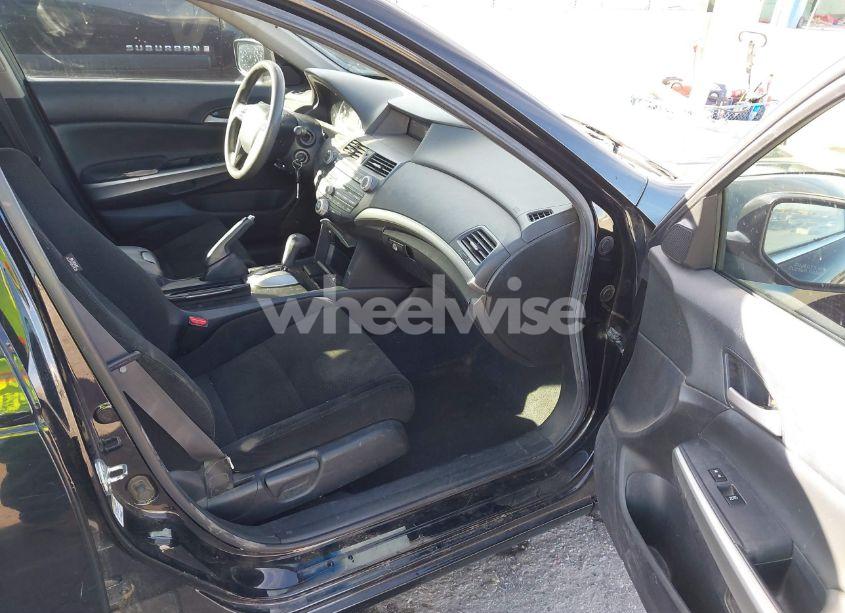 Photo 5 of 2009 Honda Accord 2.4 EX (VIN 1HGCP26769A185916)