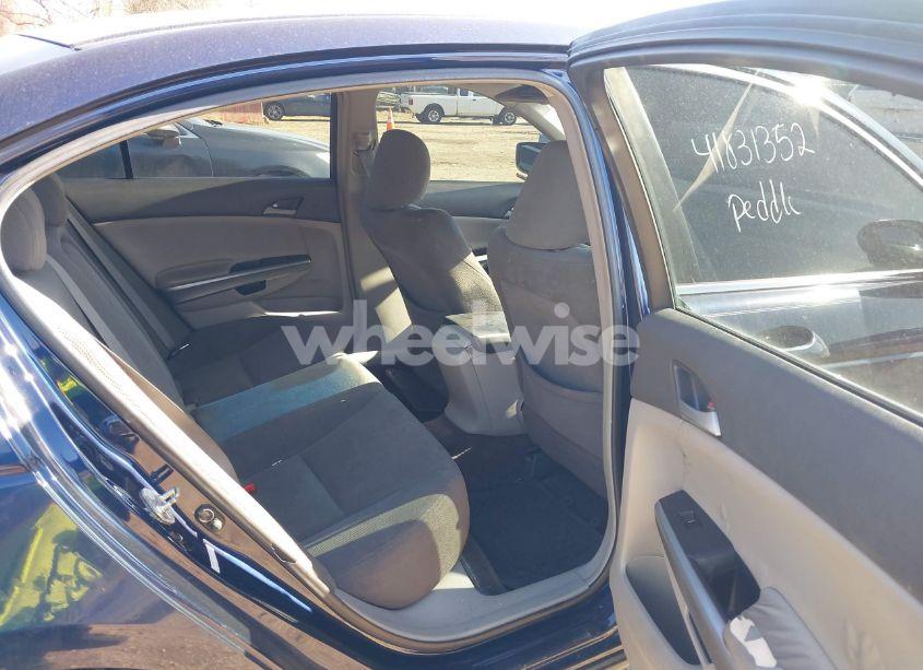 Photo 8 of 2009 Honda Accord 2.4 EX (VIN 1HGCP26779A077773)