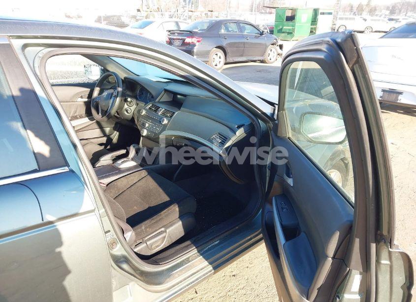 Photo 5 of 2009 Honda Accord 2.4 EX (VIN 1HGCP26779A080415)