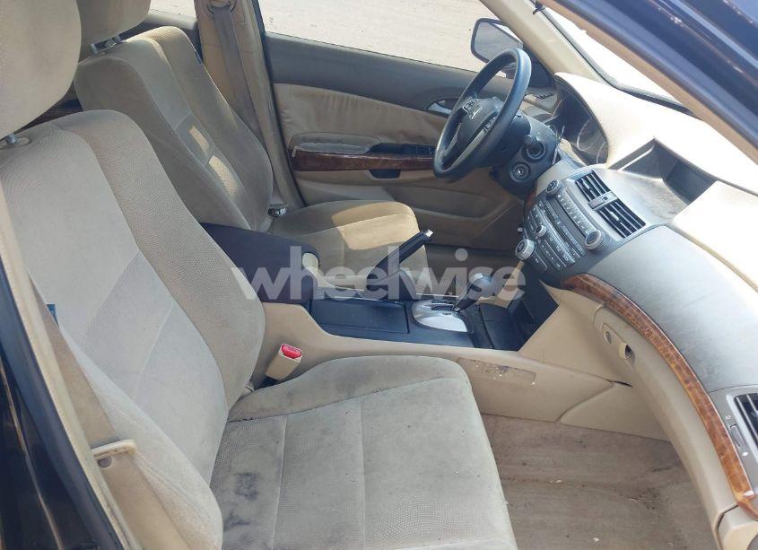 Photo 5 of 2009 Honda Accord 2.4 EX (VIN 1HGCP26779A156036)